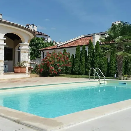 Villa Parenzo *